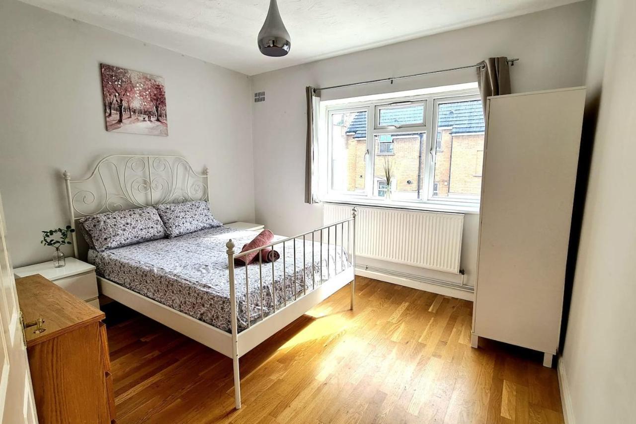 לונדון 5 Sleeper Close To Old Street/ Shoreditch מראה חיצוני תמונה